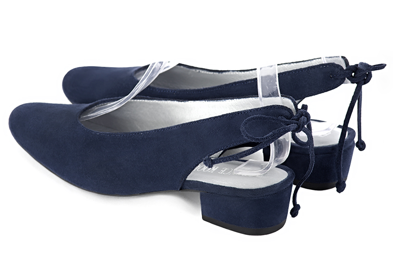 Navy blue women's slingback shoes. Round toe. Low block heels. Rear view - Florence KOOIJMAN